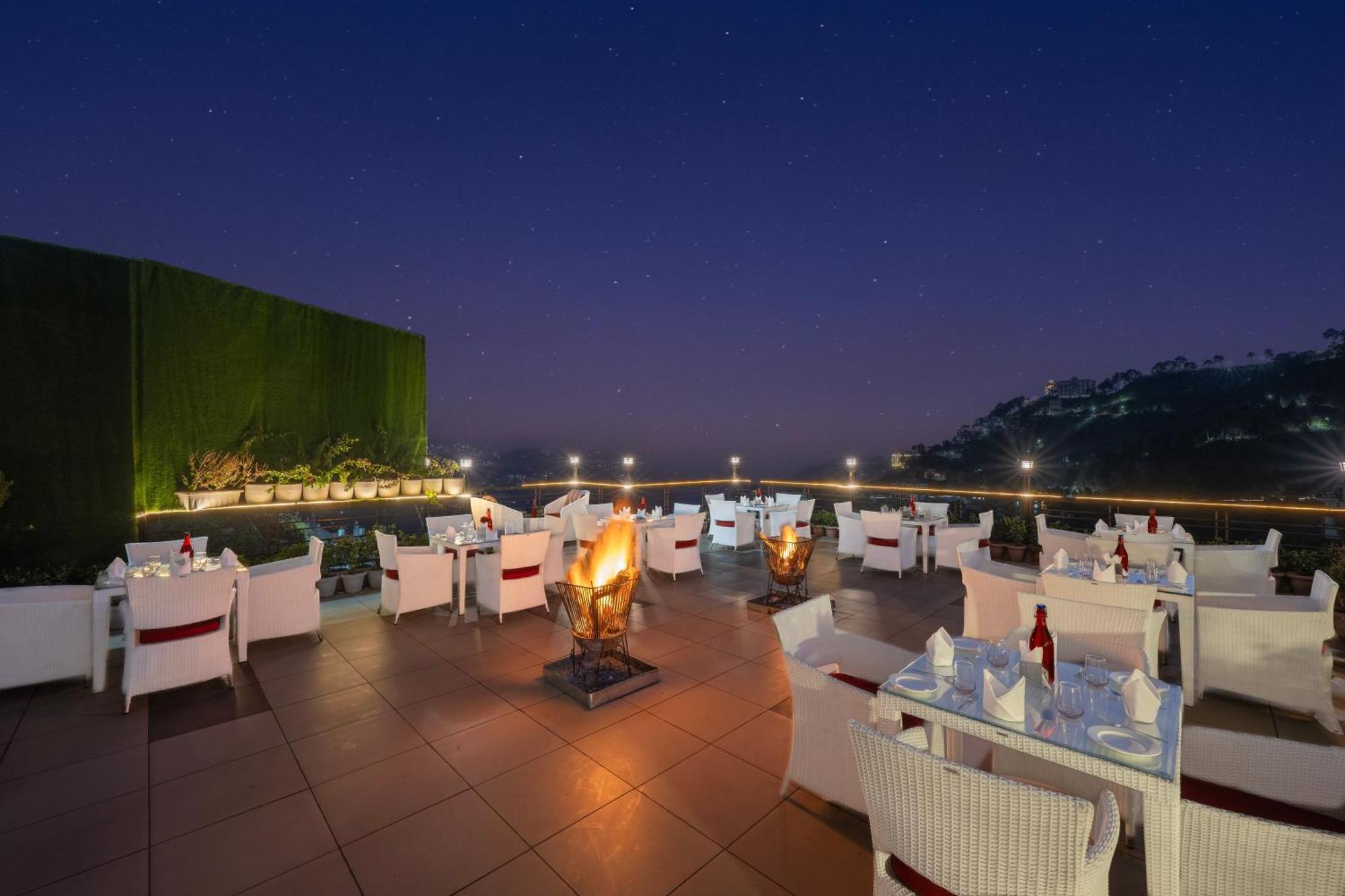 Snow Valley Resorts Shimla Exterior photo